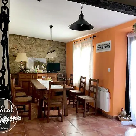 منزل ريفي Casa Rural El Raval *