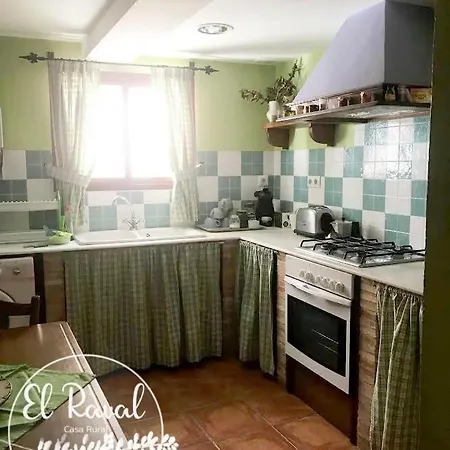 Kır Evi Casa Rural El Raval *